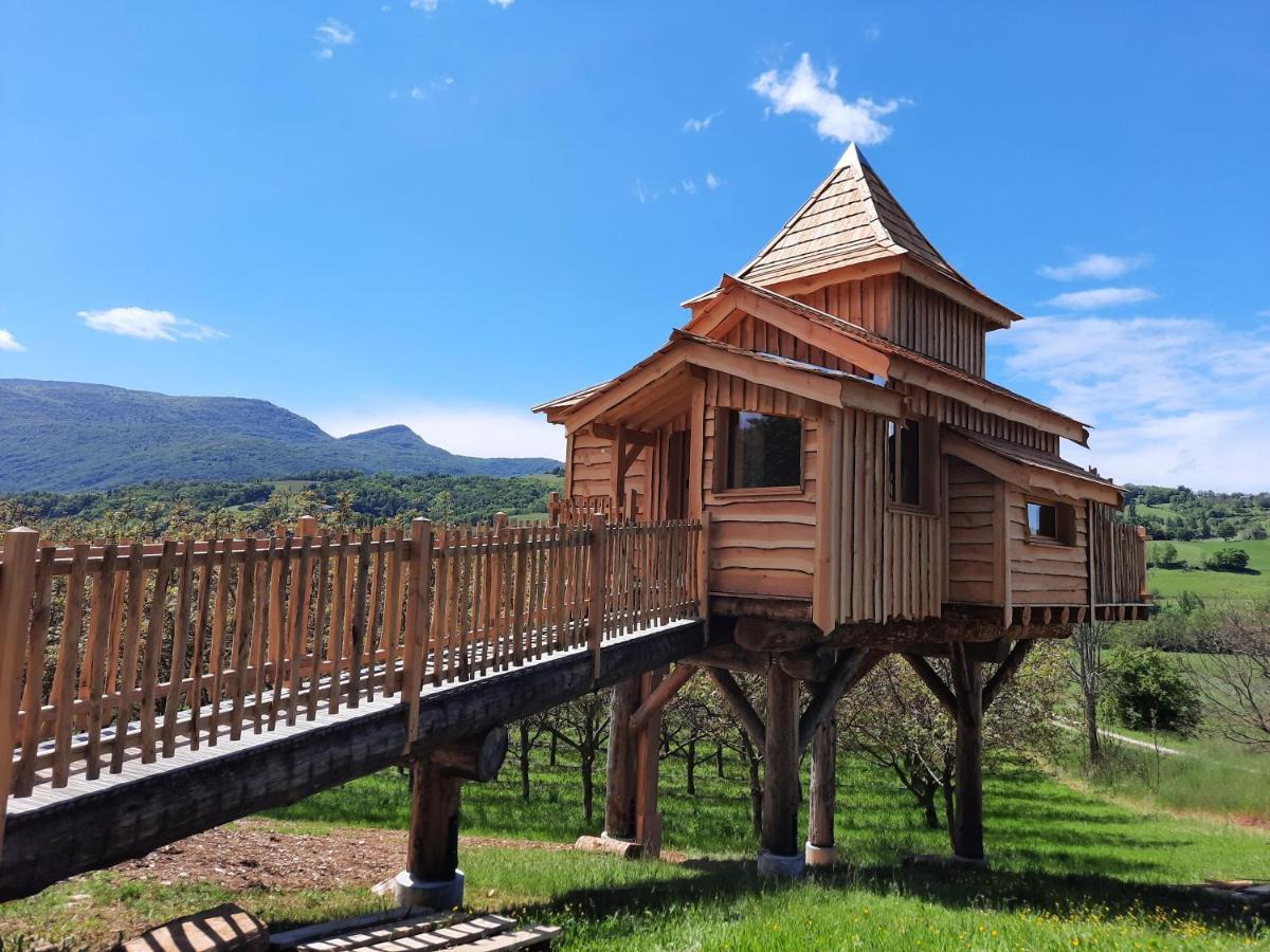 Roulottes Au Pied Du Vercors Saint-Jean-en-Royans Ngoại thất bức ảnh