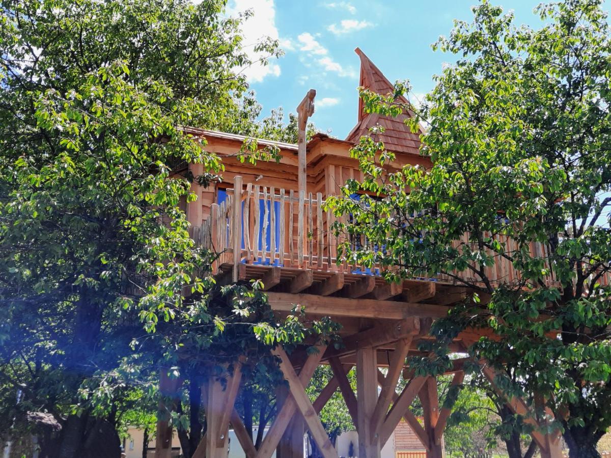 Roulottes Au Pied Du Vercors Saint-Jean-en-Royans Ngoại thất bức ảnh
