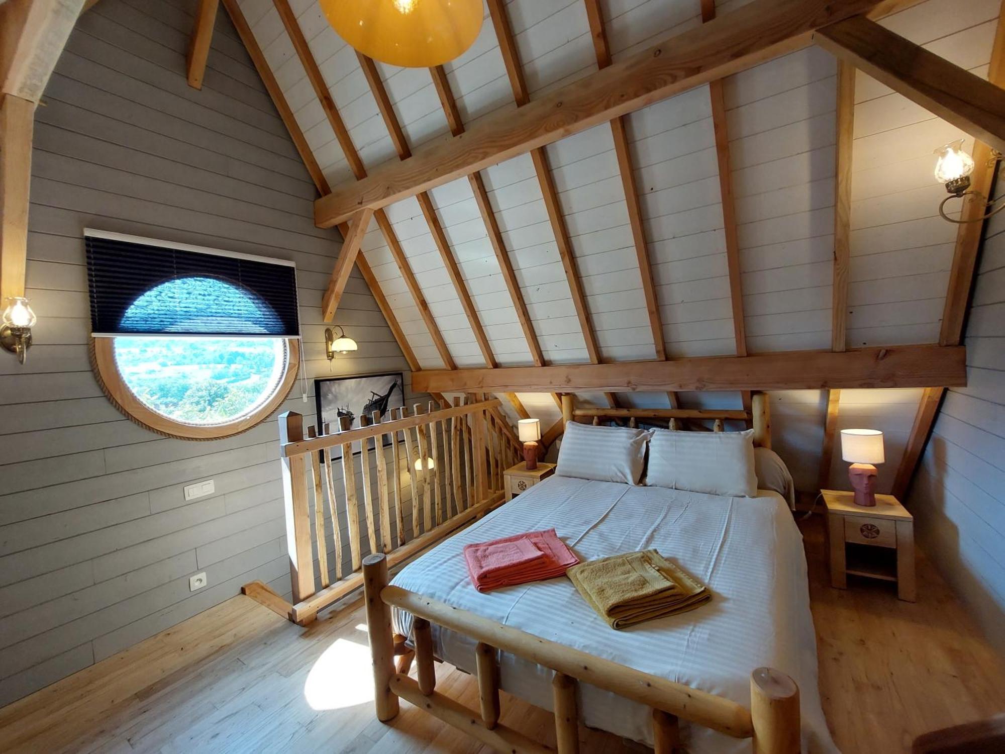 Roulottes Au Pied Du Vercors Saint-Jean-en-Royans Ngoại thất bức ảnh