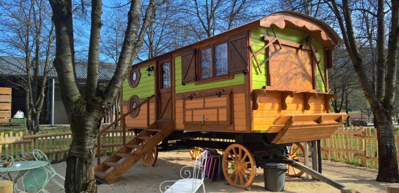 Roulottes Au Pied Du Vercors Saint-Jean-en-Royans Ngoại thất bức ảnh