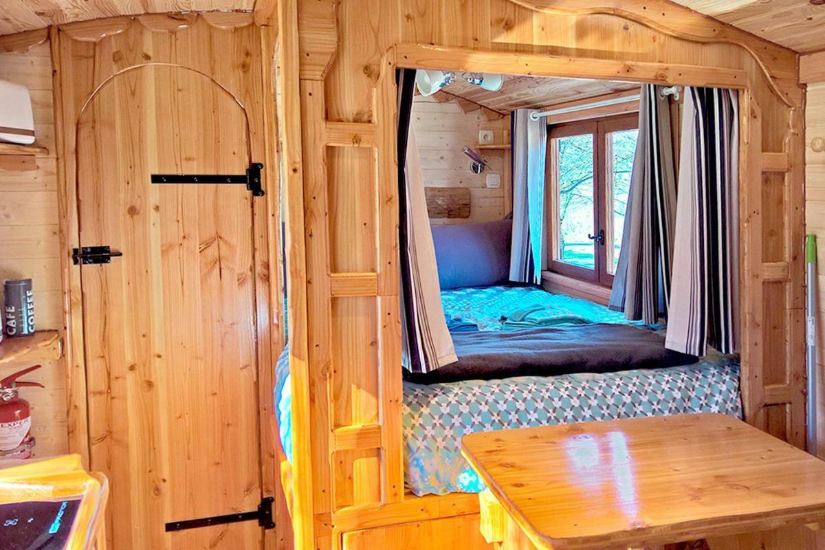 Roulottes Au Pied Du Vercors Saint-Jean-en-Royans Ngoại thất bức ảnh